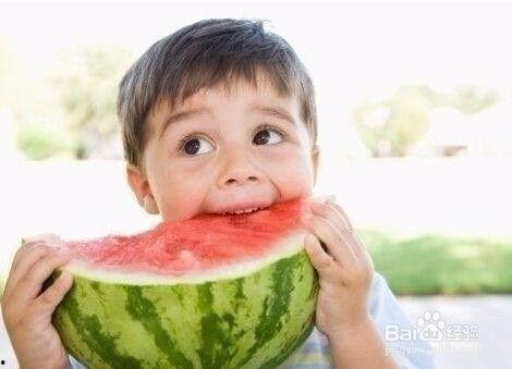 宝宝吃瓜尖过敏图片,警惕夏日常见瓜果风险